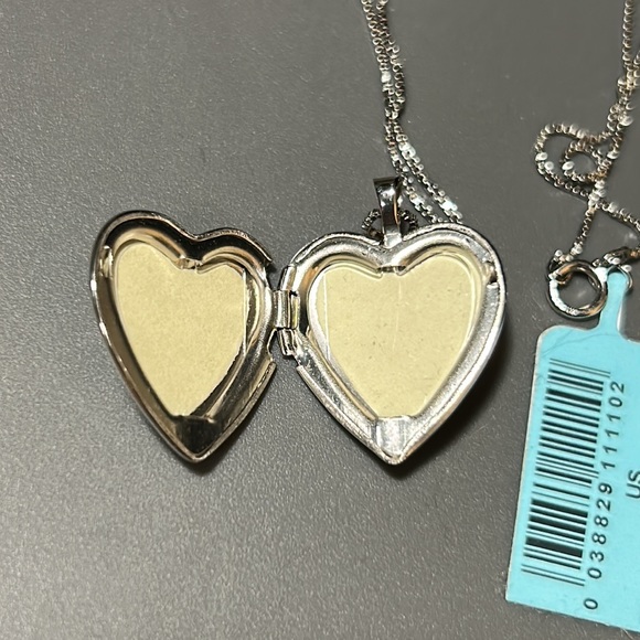 Belk & Co. Sterling Silver Heart Locket Pendant Necklace New NWT - Picture 9 of 12